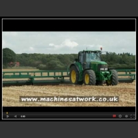 Maszyny rolnicze podczas pracy